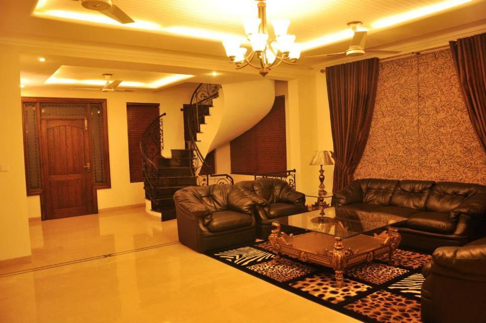 Reina Boutique Hotel - G9 Islamabad Exterior foto